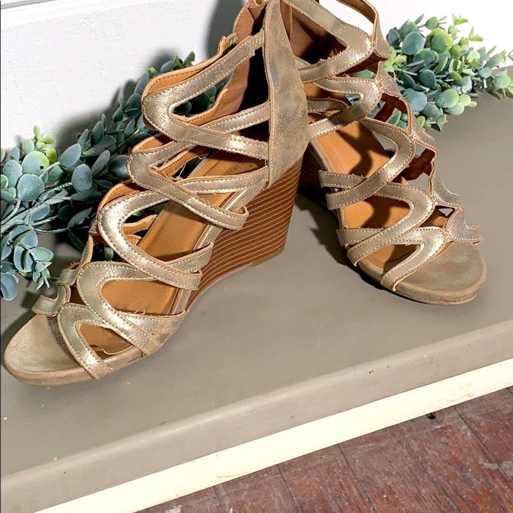Summer Wedges